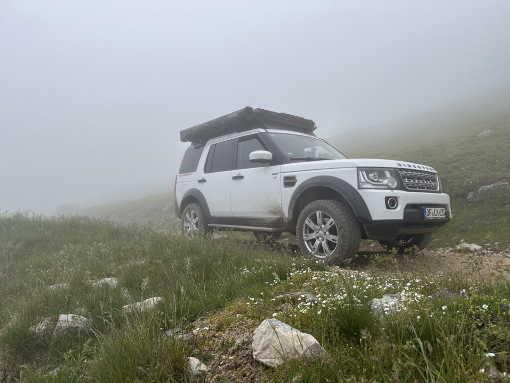 Offroad zum Prokorsko Jezero